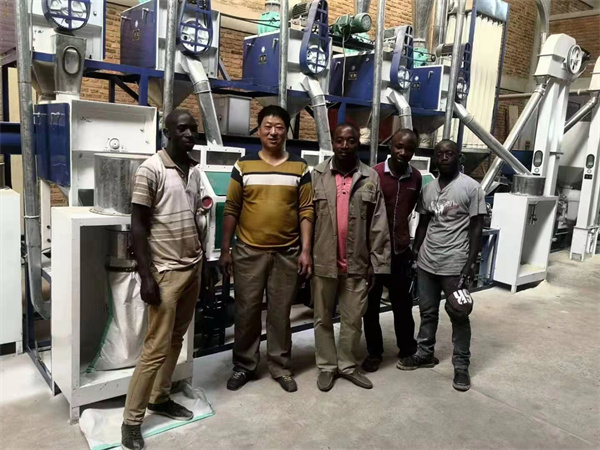 剛果20噸玉米粉加工設備備貨完成